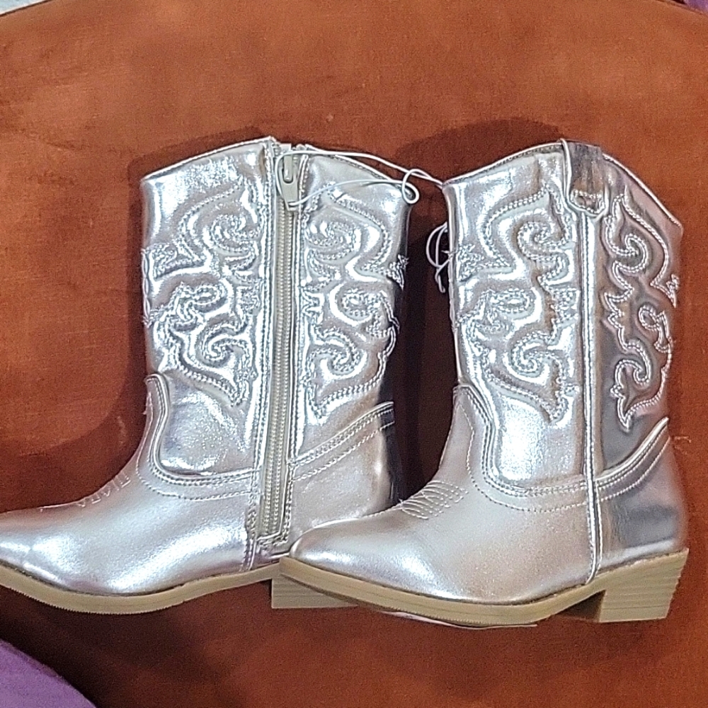 Brand New! Tucker and Tate Pale Gold cowboy boot- size 10M..